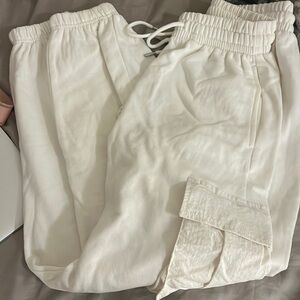 garage cream cargo joggers!!